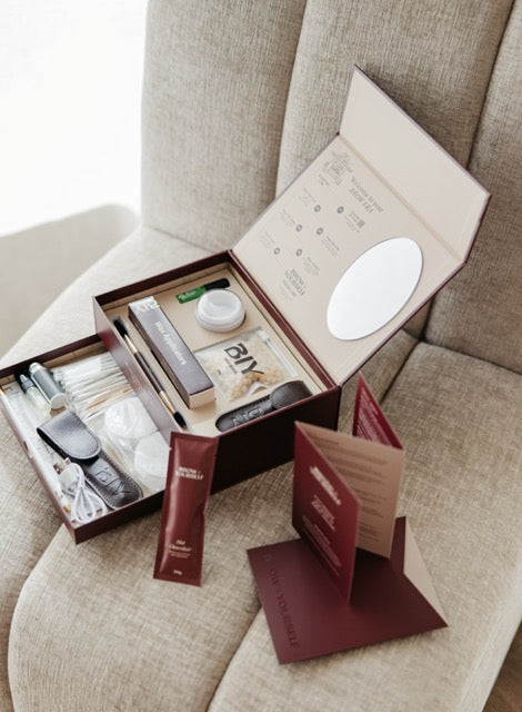 Brow Mapping + Waxing + Hybrid Dye kit